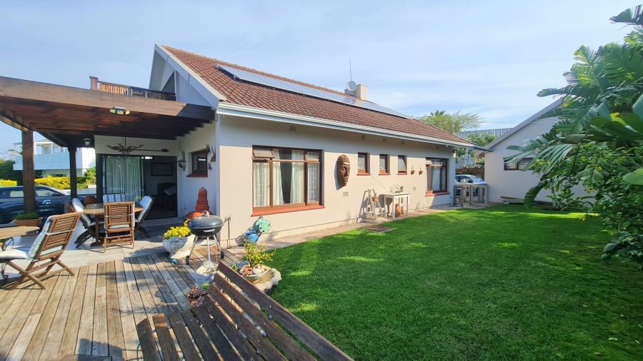 3 Bedroom Property for Sale in Upper Robberg Western Cape